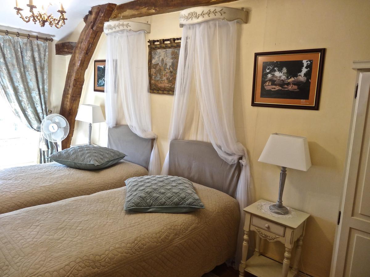 Chateau Les Vallees Tournon-Saint-Pierre Eksteriør billede