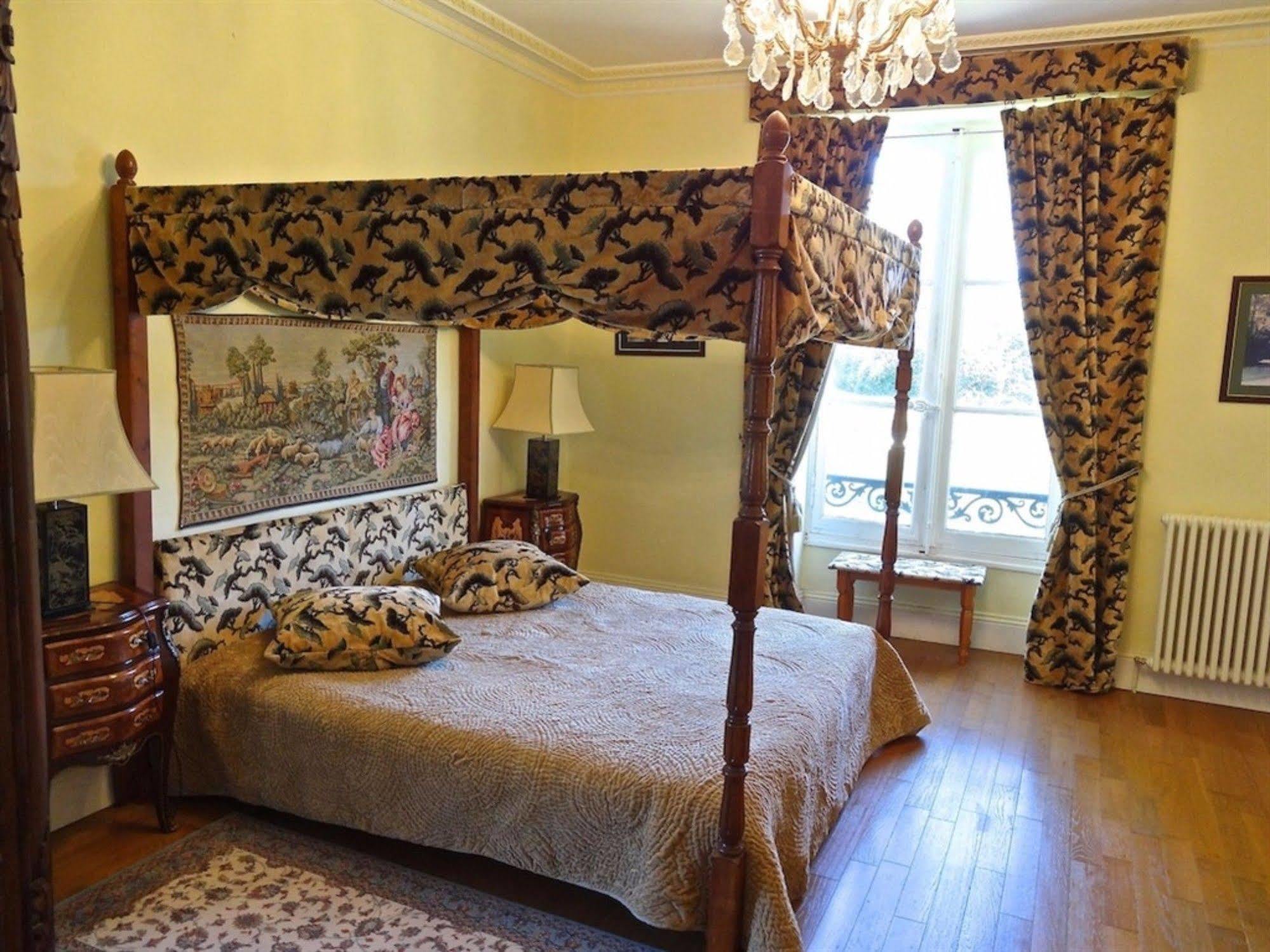 Chateau Les Vallees Tournon-Saint-Pierre Eksteriør billede